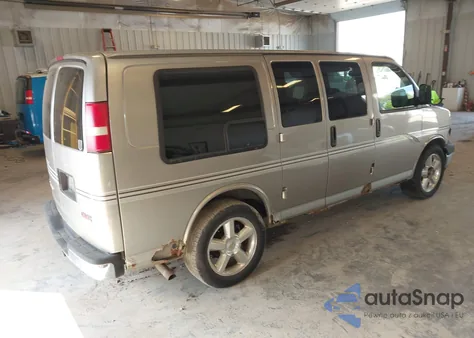 2003 GMC Savana Cutaway Standard/Standard W/C7L/C7N из США, поврежденный, VIN 1GDFG15T831116331